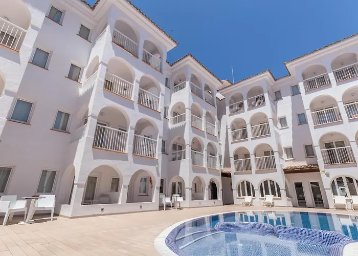 Bq Cala Ratjada (Adults Only)