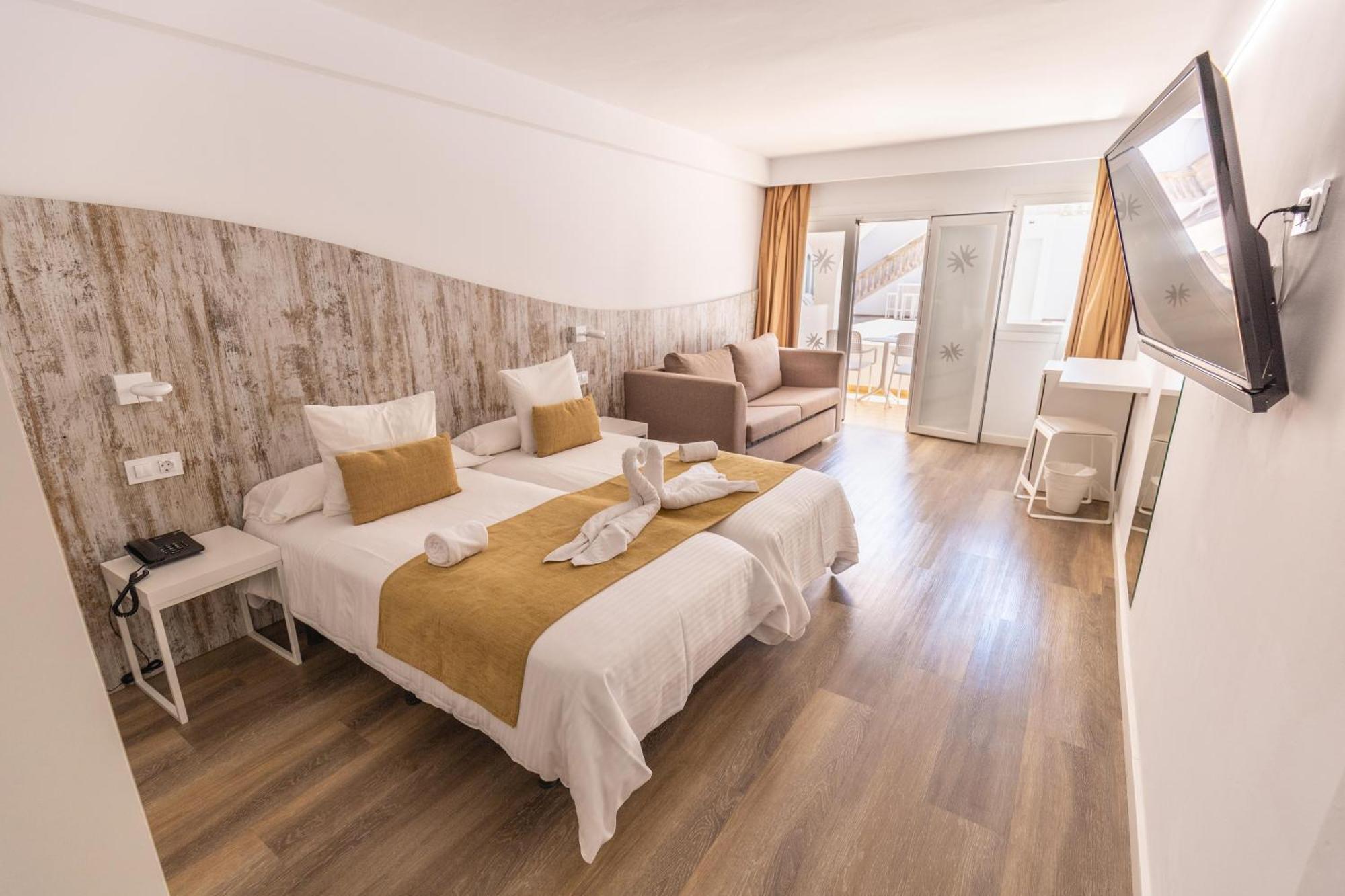 Bq Cala Ratjada (adults Only) 4*