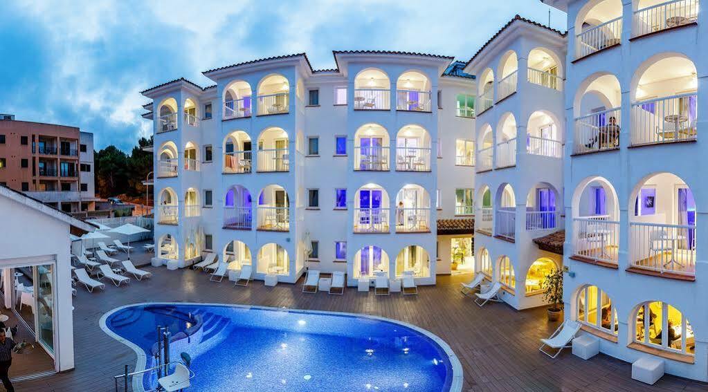 Bq Cala Ratjada (adults Only)